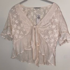 American Eagle flowy front tie top